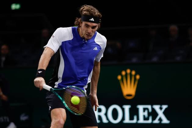 ROLEX PARIS MASTERS TENNIS 2024 Paris, 31 10 2024 Tennis Rolex Paris Masters 2024, Stefanos Tsitsipas Francisco Cerundolo z v l , Stefanos Tsitsipas plays a backhand Copyright: AntonioxBorga
