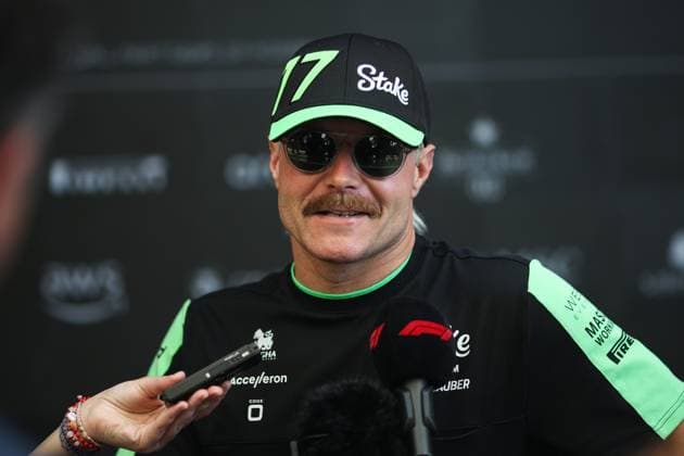 BOTTAS Valtteri (fin), Stake F1 Team Kick Sauber C44, portrait during the Formula 1 Grande Premio de Sao Paulo 2024, 21th round of the 2024 Formula One World Championship, WM, Weltmeisterschaft from November 1 to 3, 2024 on the Interlagos Circuit, in Sao Paulo, Brazil - F1 - SAO PAULO GRAND PRIX 2024 DPPI Panoramic  241031_R21_BRASILE_DP_XB3_0908