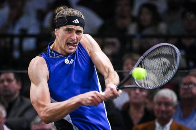 October 31, 2024, Paris, France, France: Alexander ZVEREV of Germany during the fourth day of the Rolex Paris Masters 1000 tennis tournament at Accor Arena on October 31, 2024 in Paris, France. Paris France - ZUMAm308 20241031_zsp_m308_028 Copyright: xMatthieuxMirvillex