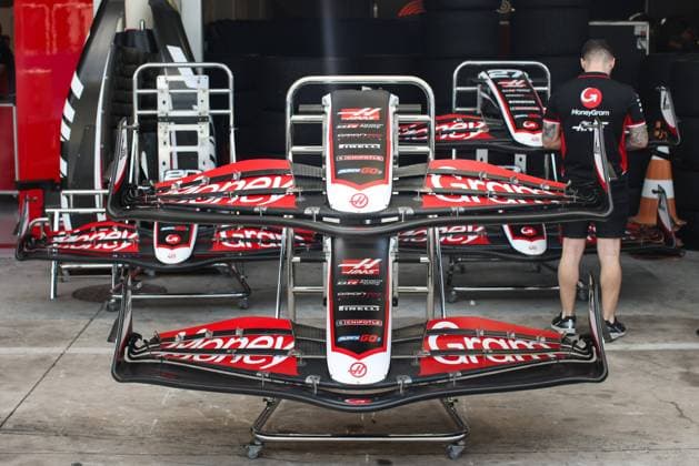 Haas F1 Team VF-24 Ferrari, Mechanical detail front wing aerodynamism, aerodynamic, aerodynamics during the Formula 1 Grande Premio de Sao Paulo 2024, 21th round of the 2024 Formula One World Championship, WM, Weltmeisterschaft from November 1 to 3, 2024 on the Interlagos Circuit, in Sao Paulo, Brazil - F1 - SAO PAULO GRAND PRIX 2024 DPPI Panoramic  241031_R21_BRASILE_DP_XB5_9336