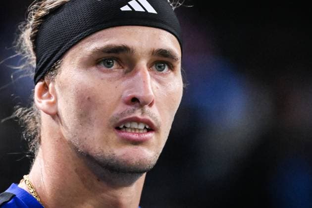 October 31, 2024, Paris, France, France: Alexander ZVEREV of Germany during the fourth day of the Rolex Paris Masters 1000 tennis tournament at Accor Arena on October 31, 2024 in Paris, France. Paris France - ZUMAm308 20241031_zsp_m308_047 Copyright: xMatthieuxMirvillex