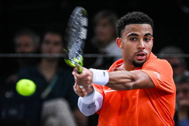 October 31, 2024, Paris, France, France: Arthur FILS of France during the fourth day of the Rolex Paris Masters 1000 tennis tournament at Accor Arena on October 31, 2024 in Paris, France. Paris France - ZUMAm308 20241031_zsp_m308_048 Copyright: xMatthieuxMirvillex