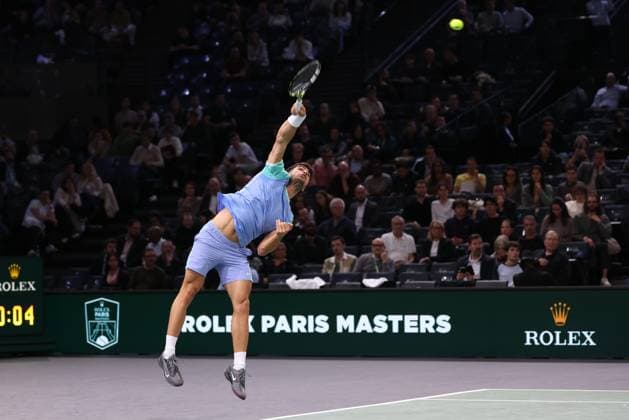 ROLEX PARIS MASTERS TENNIS 2024 Thierry Larret Maxppp. Tennis. Rolex Paris Masters. Accorhotels Arena, Paris (75), Le 31 Octobre 2024. Hugo IMBERT (FRA) vs Carlos ALCARAZ (ESP). Paris (75) ACCORHOTELS ARENA ILE DE FRANCE FRANCE  Copyright: xMAXPPPxThierryxLarretx TL_20241031_3004 0777405384st