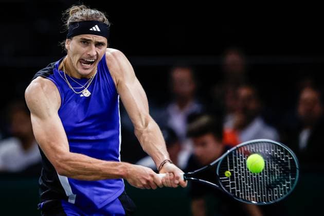 October 31, 2024, Paris, France, France: Alexander ZVEREV of Germany during the fourth day of the Rolex Paris Masters 1000 tennis tournament at Accor Arena on October 31, 2024 in Paris, France. Paris France - ZUMAm308 20241031_zsp_m308_071 Copyright: xMatthieuxMirvillex