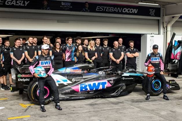 GASLY Pierre (fra), Alpine F1 Team A524, portrait DOOHAN Jack (aus), Alpine F1 Team A524, portrait OCON Esteban (fra), Alpine F1 Team A524, portrait during the Formula 1 Grande Premio de Sao Paulo 2024, 21th round of the 2024 Formula One World Championship, WM, Weltmeisterschaft from November 1 to 3, 2024 on the Interlagos Circuit, in Sao Paulo, Brazil - F1 - SAO PAULO GRAND PRIX 2024 DPPI Panoramic 241031_R21_BRASILE_DP_XB5_9480