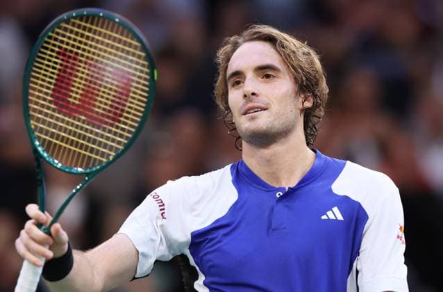 (241101) -- PARIS, Nov. 1, 2024 -- Stefanos Tsitsipas of Greece celebrates victory after the singles round of 16 match between Stefanos Tsitsipas of Greece and Francisco Cerundolo of Argentina at Paris ATP, Tennis Herren Masters 1000 tennis tournament in Paris, France, Oct. 31, 2024. ) (SP)FANCE-PARIS-TENNIS-ATP-MASTERS GaoxJing 