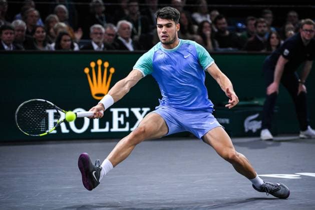 October 31, 2024, Paris, France, France: Carlos ALCARAZ of Spain during the fourth day of the Rolex Paris Masters 1000 tennis tournament at Accor Arena on October 31, 2024 in Paris, France. Paris France - ZUMAaste 20241031_zsp_m308_055 Copyright: xMatthieuxMirvillex