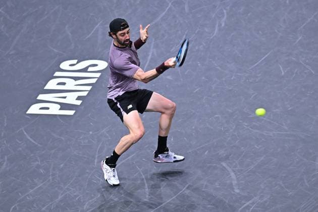 Rolex Paris Masters - Thompson Defeats Mannarino Jordan Thompson (AUS) during his third round at the 2024 Rolex Paris Masters at the Accor Arena in Paris, France, on October 31, 2024. Photo by Corinne Dubreuil ABACAPRESS.COM Paris France  Copyright: xDubreuilxCorinne ABACAx
