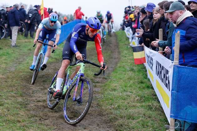 X2O Badkamers Trofee cyclocross - Koppenbergcross 2024 OUDENAARDE, BELGIUM - NOVEMBER 01 : Nys Thibau (BEL) of Baloise Trek Lions during the Koppenbergcross, the first leg of the men elite X2O Badkamers Trofee cyclocross series 2024-2025 in Oudenaarde, Belgium, 01 11 2024 Oudenaarde Belgium  Copyright: xJanxDexMeuleneirx