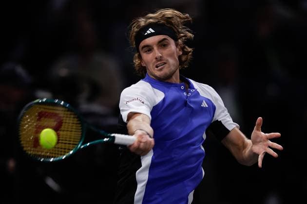 ROLEX PARIS MASTERS TENNIS 2024 Paris, 01 11 2024 Tennis Rolex Paris Masters 2024, Alexander Zverev GER Stefanos Tsitsipas GRE v l , Stefanos Tsitsipas GRE plays a forehand Copyright: AntonioxBorga
