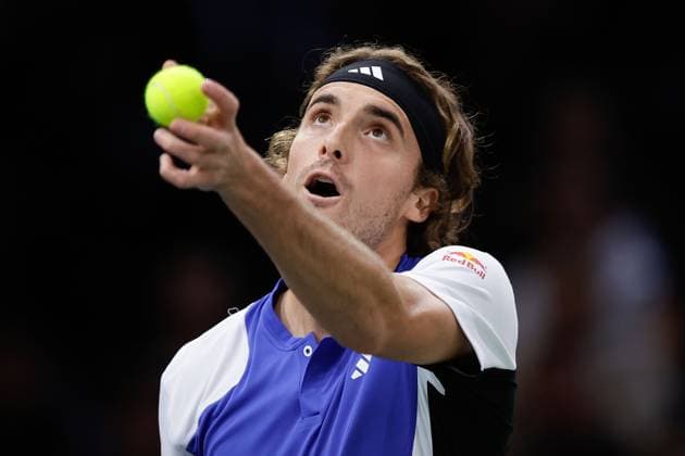 ROLEX PARIS MASTERS TENNIS 2024 Paris, 01 11 2024 Tennis Rolex Paris Masters 2024, Alexander Zverev GER Stefanos Tsitsipas GRE v l , Alexander Zverev GER , makes a serve Copyright: AntonioxBorga