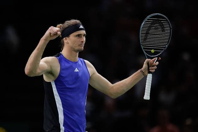 ROLEX PARIS MASTERS TENNIS 2024 Paris, 01 11 2024 Tennis Rolex Paris Masters 2024, Alexander Zverev GER Stefanos Tsitsipas GRE v l , Alexander Zverev GER cheers after the end of the match Copyright: AntonioxBorga