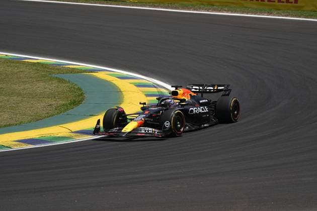 November 1, 2024, Sao Paulo, Sao Paulo, Brazil: MAX VERSTAPEN, of Red Bull Racing, drives during the free practice section of the 2024 Formula One Grand Prix of Sao Paulo at Interlagos circuit, on November 1. The grand prix will be celebrated next Sunday, November 3. Sao Paulo Brazil - ZUMAl146 20241101_aaf_l146_008 Copyright: xPauloxLopesx