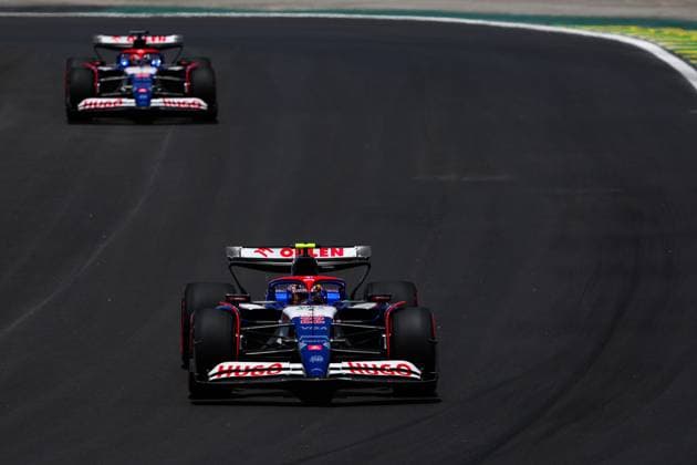 22 TSUNODA Yuki (jap), Visa Cash App RB F1 Team VCARB 01, action during the Formula 1 Grande Premio de Sao Paulo 2024, 21th round of the 2024 Formula One World Championship, WM, Weltmeisterschaft from November 1 to 3, 2024 on the Interlagos Circuit, in Sao Paulo, Brazil - F1 - SAO PAULO GRAND PRIX 2024 DPPI Panoramic  241101_R21_BRASILE_DP_AV3_7312