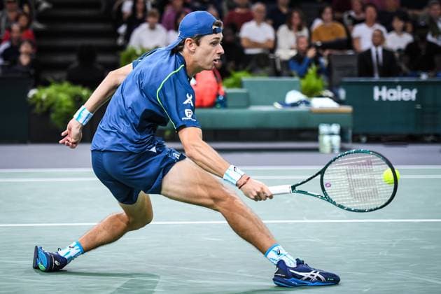 November 1, 2024, Paris, France, France: Alex DE MINAUR of Australia during the fifth day of the Rolex Paris Masters 1000 tennis tournament at Accor Arena on November 01, 2024 in Paris, France. Paris France - ZUMAm308 20241101_zsp_m308_050 Copyright: xMatthieuxMirvillex