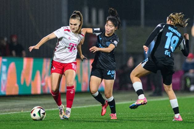 COLOGNE, GERMANY - 1 NOVEMBER, 2024: The match of Women Bundesliga 1.FC Koeln Frauen vs Bayer 04 Leverkusen at FRANZ-KREMER STADION  Copyright: xVITALIIxKLIUIEVx