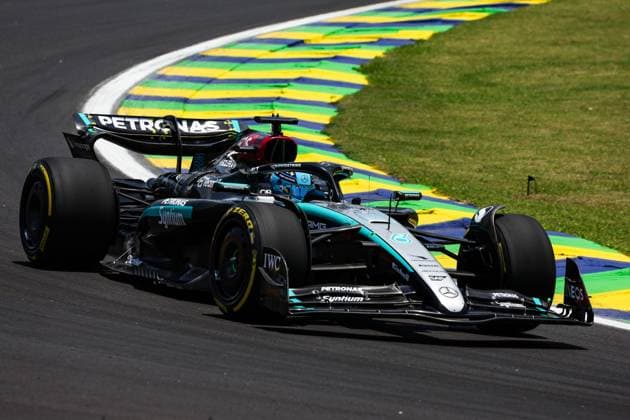 63 RUSSELL George (gbr), Mercedes AMG F1 Team W15, action during the Formula 1 Grande Premio de Sao Paulo 2024, 21th round of the 2024 Formula One World Championship, WM, Weltmeisterschaft from November 1 to 3, 2024 on the Interlagos Circuit, in Sao Paulo, Brazil - F1 - SAO PAULO GRAND PRIX 2024 DPPI Panoramic  241101_R21_BRASILE_DP_FGDN6325