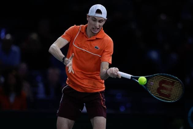 ROLEX PARIS MASTERS TENNIS 2024 Paris, 01 11 2024 Tennis Rolex Paris Masters 2024, Jordan Thompson AUS Ugo Humbert FRA v l , Ugo Humbert FRA plays a forehand Copyright: AntonioxBorga