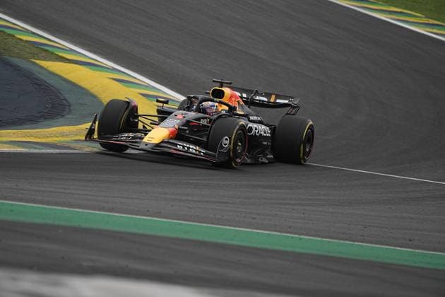 November 1, 2024, Sao Paulo, Sao Paulo, Brazil: MAX VERSTAPEN, of Red Bull Racing, drives during the qualifying to the sprint race of the 2024 Formula One Grand Prix of Sao Paulo at Interlagos circuit, on November 1. The grand prix will be celebrated next Sunday, November 3. Sao Paulo Brazil - ZUMAl146 20241101_aaf_l146_031 Copyright: xPauloxLopesx