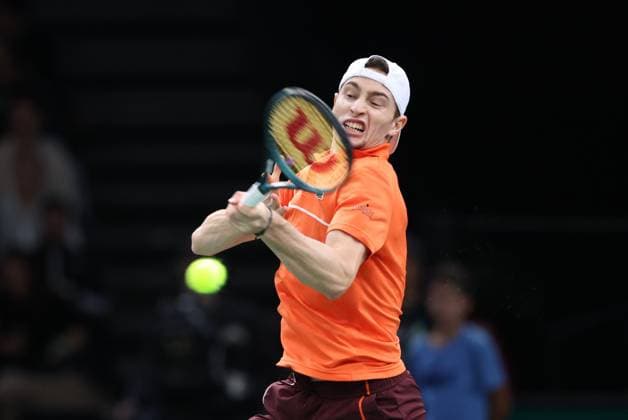 ROLEX PARIS MASTERS TENNIS 2024 Thierry Larret Maxppp. Tennis. Rolex Paris Masters. Accorhotels Arena, Paris (75), Le 1er Novembre 2024. Quart de finale : Jordan THOMPSON (AUS) vs Ugo HUMBERT (FRA). Paris (75) ACCORHOTELS ARENA ILE DE FRANCE FRANCE  Copyright: xMAXPPPxThierryxLarretx TL_20241101_2007 0777592677st