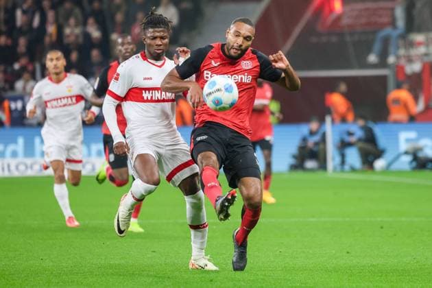 El Bilai Toure Stuttgart 10 and Jonathan Tah Leverkusen 4 , GER, Bayer 04 Leverkusen vs Eintracht VfB Stuttgart , 1 Soccer Bundesliga, Matchday 9, Season 2024 2025, 01 11 2024, DFL REGULATES PROHIBIT ANY USE OF PHOTOGRAPHS AS IMAGE SEQUENCES AND OR QUASI VIDEO, GER, Bayer 04 Leverkusen vs VfB Stuttgart, 1 Soccer Bundesliga, Matchday 9, Season 2024 2025, 01 11 2024 Leverkusen Copyright: xEibner-Pressefoto JoergxNiebergax EP_JNL