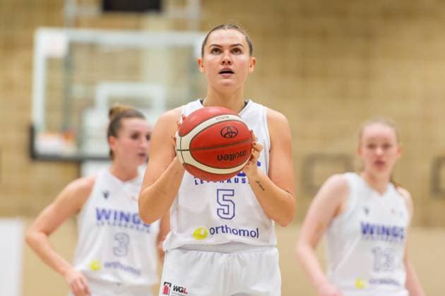 Free throw Ligita Tamutyte Wings Leverkusen,No 05 DEU, Leverkusen, 01 11 2024 Basketball, Toyota 1 Womens Basketball Bundesliga, Season 2024 2025, 6 Matchday, Wings Leverkusen Saarlouis Royals