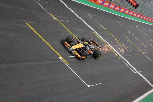 01 11 2024, Autodromo Jose Carlos Pace, Interlagos, FORMULA 1 LENOVO GRANDE PREMIO DE SAO PAULO 2024 , in the picture Oscar Piastri AUS , McLaren F1 Team Photo by Hasan Bratic DeFodi Images not used in POL SRB CRO FRA GBR NED ITA USA Defodi 506 20241101 hbr 0011 Defodi-506 not used in POL SRB CRO FRA GBR NED ITA USA Steuer-Nr.: 30 807 6032 6;Finanzamt Montabaur; Nassauische Sparkasse Nentershausen; Konto 828017896, BLZ 510 500 15;SWIFT-BIC: NASS DE 55;IBAN: DE44 5105 0015 0803 3073 05