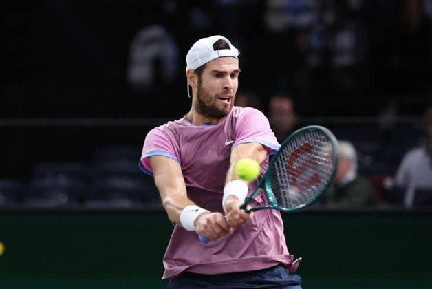 ROLEX PARIS MASTERS TENNIS 2024 Thierry Larret Maxppp. Tennis. Rolex Paris Masters. Accorhotels Arena, Paris (75), Le 1er Novembre 2024. Quart de finale : Grigor DIMITROV (BUL) vs Karen KATCHANOV (RUS) Paris (75) ACCORHOTELS ARENA ILE DE FRANCE FRANCE  Copyright: xMAXPPPxThierryxLarretx TL_20241101_1002 0777596454st
