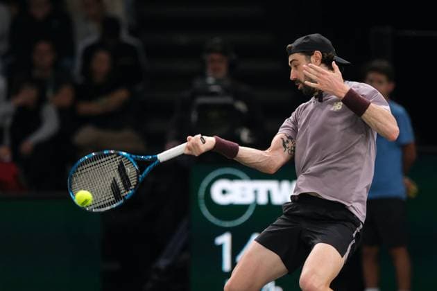 November 1, 2024, Paris, France: JORDAN THOMPSON (AUS) returns the ball to UGO HUMBERT (FRA) during the quarter final of Rolex Paris Masters 1000 tournament at Accor Arena Stadium in Paris FranceHumbert won 6:2 7:6 Paris France - ZUMAp119 20241101_zaf_p119_048 Copyright: xPierrexSteveninx