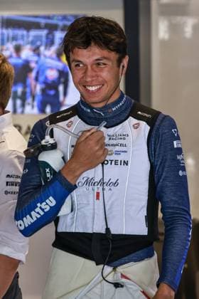 01 11 2024, Autodromo Jose Carlos Pace, Interlagos, FORMULA 1 LENOVO GRANDE PREMIO DE SAO PAULO 2024 , in the picture Alexander Albon GBR , Williams Racing Photo by Hasan Bratic DeFodi Images not used in POL SRB CRO FRA GBR NED ITA USA Defodi 506 20241101 hbr 0108 Defodi-506 not used in POL SRB CRO FRA GBR NED ITA