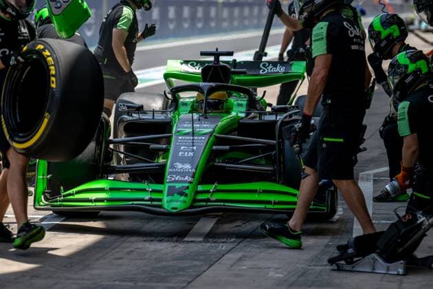 SAO PAULO, BRAZIL: Valtteri Bottas, racing for the Stake F1 Team team during the 2024 Formula 1 Sao Paulo Grand Prix at the Interlagos Circuit in Sao Paulo, Brazil