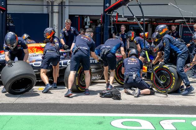 SAO PAULO, BRAZIL: Sergio Perez, racing for the Red Bull Racing team during the 2024 Formula 1 Sao Paulo Grand Prix at the Interlagos Circuit in Sao Paulo, Brazil