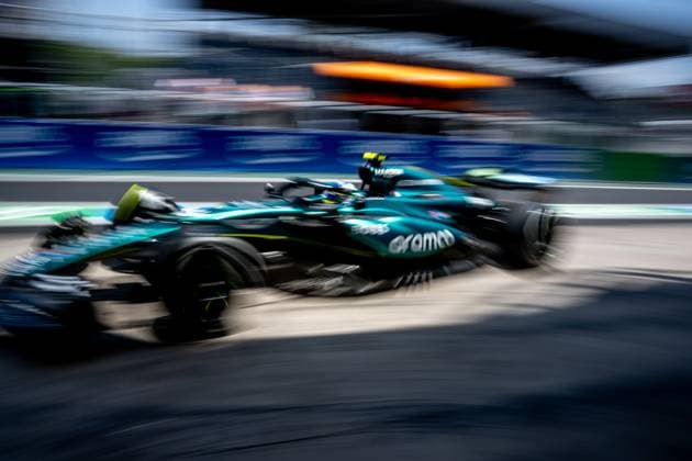 SAO PAULO, BRAZIL: Fernando Alonso, racing for the Aston Martin F1 team during the 2024 Formula 1 Sao Paulo Grand Prix at the Interlagos Circuit in Sao Paulo, Brazil