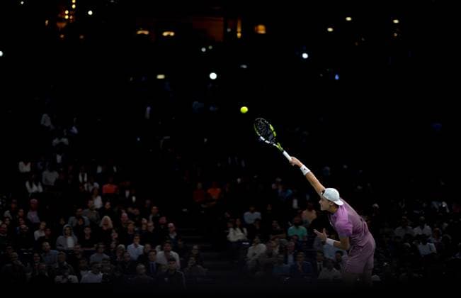 (241102) -- PARIS, Nov. 2, 2024 -- Holger Rune of Denmark serves during the singles quarter-final match between Holger Rune of Denmark and Alex De Minaur of Australia at Paris ATP, Tennis Herren Masters 1000 tennis tournament in Paris, France, Nov. 1, 2024. (Photo by Xinhua) (SP)FRANCE-PARIS-TENNIS-ATP-MASTERS NehaxGaneriwal 