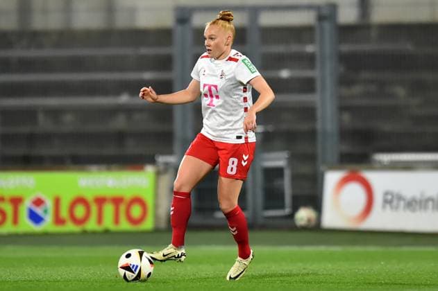 Soccer Google Pixel Womens Bundesliga Season 2024 2025 8 Matchday 1 FC Köln Bayer 04 Leverkusen on 01 11 2024 at Franz Kremer Stadium in Cologne Laura Vogt 1 FC Köln DFB regulations prohibit any use of photographs as image sequences and or quasi video Nordrhein Westfalen Germany