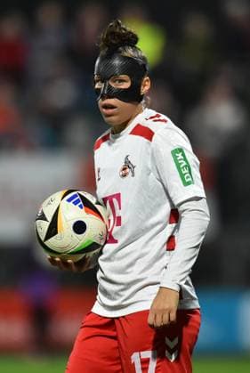 Soccer Google Pixel Women Bundesliga Season 2024 2025 8 Matchday 1 FC Köln Bayer 04 Leverkusen on 01 11 2024 at Franz Kremer Stadium in Cologne Nicole Billa 1 FC Köln DFB regulations prohibit any use of photographs as image sequences and or quasi video Nordrhein Westfalen Germany