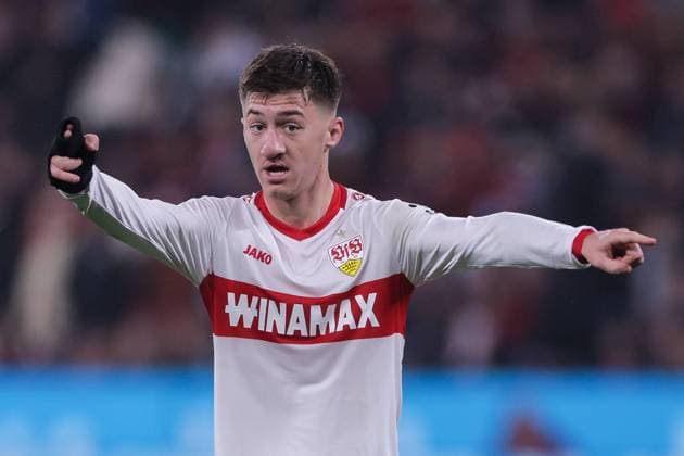 01 11 2024, Football, Season 2024 2025, 1 Bundesliga, Matchday 9, Bayer 04 Leverkusen VfB Stuttgart, Angelo Stiller VfB Stuttgart , Leverkusen BayArena NRW Germany xRHR PHOTO DEx Copyright: DennisxEwert RHR-FOTOx RHR-FOTO DE