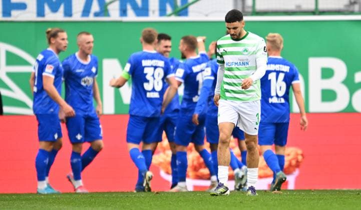 02 11 2024 Soccer Season 2024 2025 2 Soccer Bundesliga 11 Matchday SpVgg Greuther Fürth Kleeblatt SV Darmstadt 98 SVD Lilien Sportfoto Zink xwoxzix DFL regulations prohibit any use of photographs as image sequences and or quasi video only for editorial use Oualid Mhamdi 3, SpVgg Greuther Fürth disappointed disappointment goal celebration jubilation joy after scoring goal shot to 0 5 by Sergio Lopez 2, SV Darmstadt 98 D98 SV98