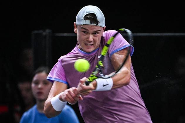 November 2, 2024, Paris, France, France: Holger RUNE of Denmark during the six day of the Rolex Paris Masters 1000 tennis tournament at Accor Arena on November 02, 2024 in Paris, France. Paris France - ZUMAm308 20241102_zsp_m308_001 Copyright: xMatthieuxMirvillex