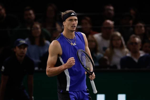 ROLEX PARIS MASTERS TENNIS 2024 Paris, 02 11 2024 Semi-final, Holger Rune DK Alexander Zverev GER v l Alexander Zverev GER cheers Copyright: AntonioxBorga
