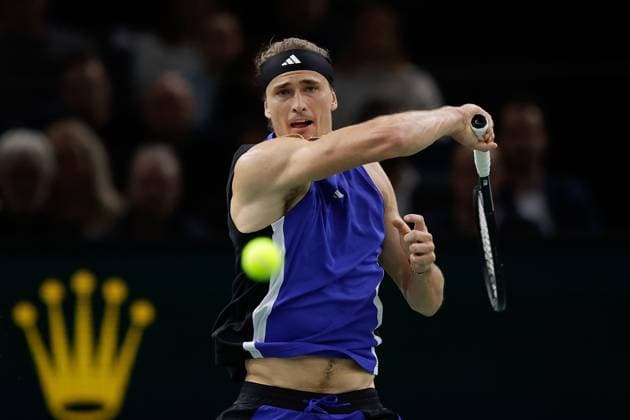 ROLEX PARIS MASTERS TENNIS 2024 Paris, 02 11 2024 Semi-final, Holger Rune DK Alexander Zverev GER v l Alexander Zverev GER plays a forehand Copyright: AntonioxBorga