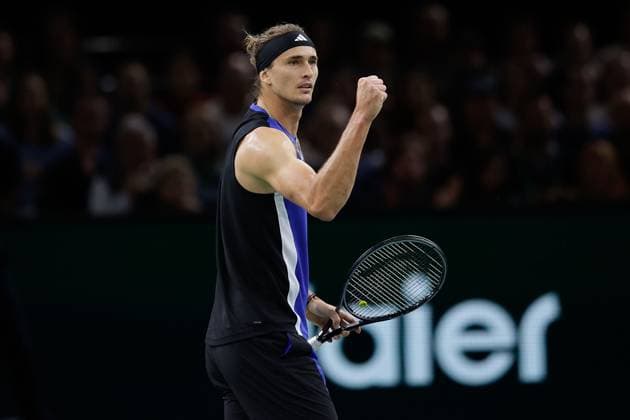 ROLEX PARIS MASTERS TENNIS 2024 Paris, 02 11 2024 Semi-final, Holger Rune DK Alexander Zverev GER v l Alexander Zverev GER cheers Copyright: AntonioxBorga