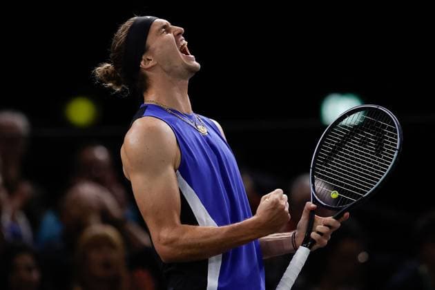 ROLEX PARIS MASTERS TENNIS 2024 Paris, 02 11 2024 Semi-final, Holger Rune DK Alexander Zverev GER v l Alexander Zverev GER cheers, shouts of joy Copyright: AntonioxBorga