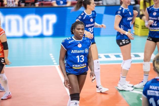 Krystal Rivers Allianz MTV Stuttgart, 13 critical look, thoughtful GER, Allianz MTV Stuttgart vs Dresdner SC Volleyball Bundesliga, VBL, 2024 2025 season, 02 11 2024 GER, Allianz MTV Stuttgart vs Dresdner SC Volleyball Bundesliga, VBL, 2024 2025 season, 02 11 2024 Stuttgart Copyright: xSandyxDinkelackerx EP_SDR