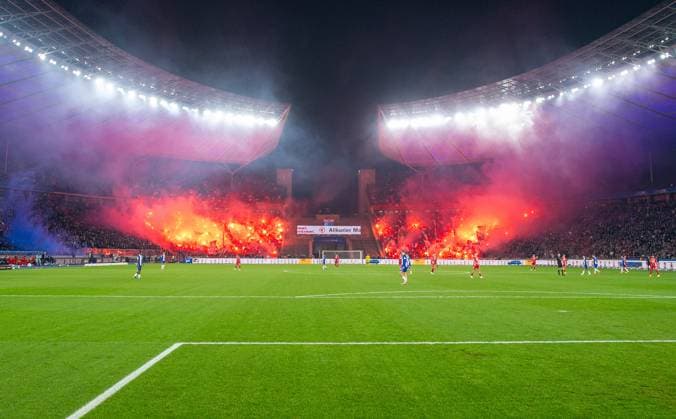 Soccer, Men, Season 2024 2025, 2 Bundesliga 11 Matchday , Hertha BSC 1 FC Köln, Fans of Köln ignite pyrotechnics, 02 11 2024, Copyright: xSebastianxRäppold MatthiasxKochx