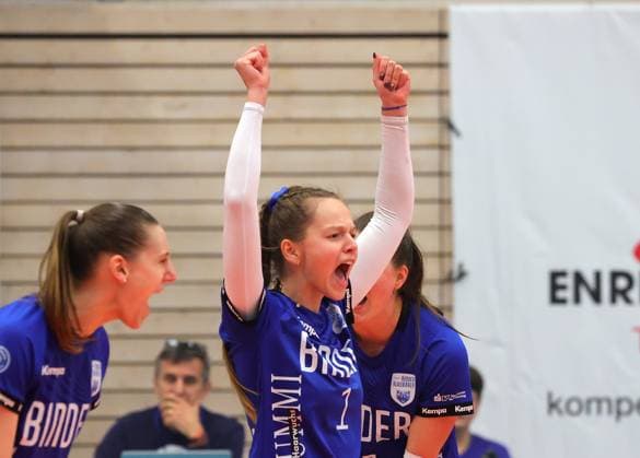BAU 02 11 2024, Germany, Weissach, Volleyball 2 Bundesliga Women Pro, Binder Blaubären Flacht vs ESA Grimma Volleys, Saskia Lenk Flacht cheers, cheers