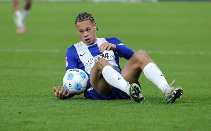 Derry Scherhant single image cropping action sport soccer soccer DFL 2 Bundesliga men 11 matchday season 2024 2025 02 11 2024 Hertha BSC Berlin vs 1 FC Köln DFL regulations prohibit any use of photographs as image sequences and or quasi video