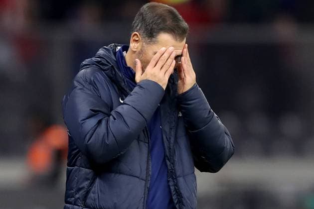 02 11 2024, xtgx, Soccer 2 Bundesliga, Hertha BSC Berlin 1 FC Köln emspor, v l Jan Trainer Christian Fiel Hertha BSC Berlin Disappointed, sad, frustrated DFL DFB REGULATIONS PROHIBIT ANY USE OF PHOTOGRAPHS as IMAGE SEQUENCES and or QUASI VIDEO Berlin