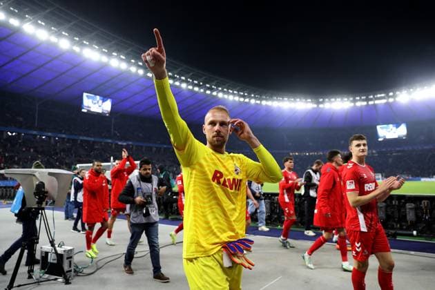 02 11 2024, xtgx, Soccer 2 Bundesliga, Hertha BSC Berlin 1 FC Köln emspor, v l jubilation, joy about the victory at Marvin Schwäbe 1 FC Köln, Koeln DFL DFB REGULATIONS PROHIBIT ANY USE OF PHOTOGRAPHS as IMAGE SEQUENCES and or QUASI VIDEO Berlin