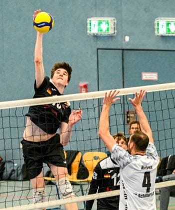 Volleyball 2 BL VC Juniors Frankfurt FC Schüttorf 09 02 11 24, Kreuzer , Kalle Matti Juniors , Moskwa, Krzysztof Schüttorf ,